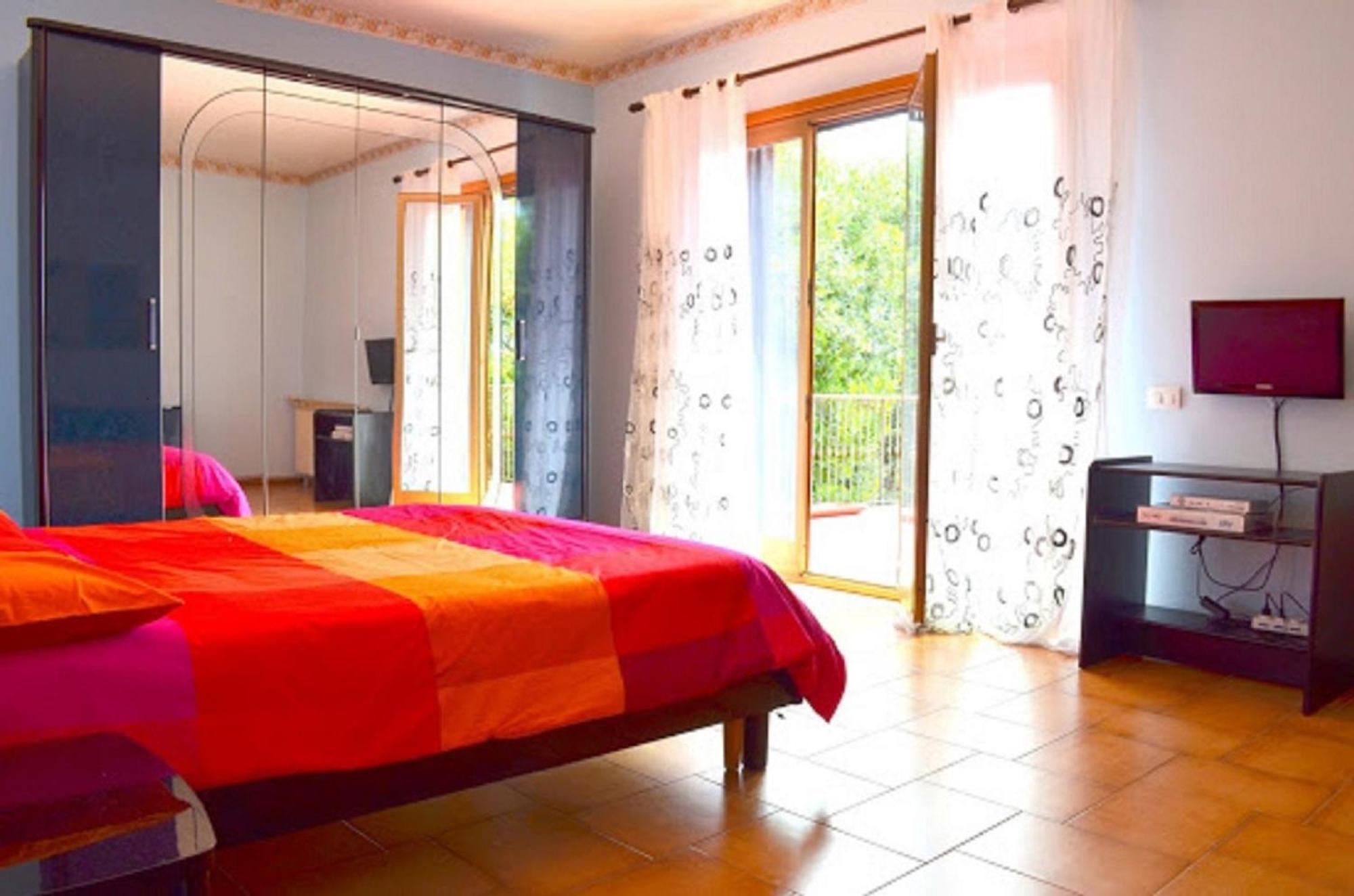 B&B Le Tre Rose Di Maria Pedara Ngoại thất bức ảnh